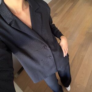 European Brand Black Textured Wide-Leg Jacket & Trousers
